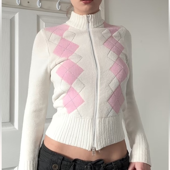 Vintage Sweaters - White and Pastel Pink Argyle Zip-Up Sweater Long sleeve soft girl coquette